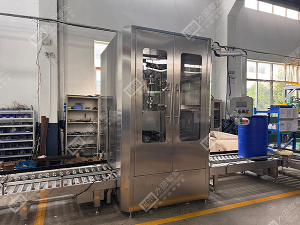 力固智能 | BDF-300L1A自动定量灌装机顺利运往客户现场