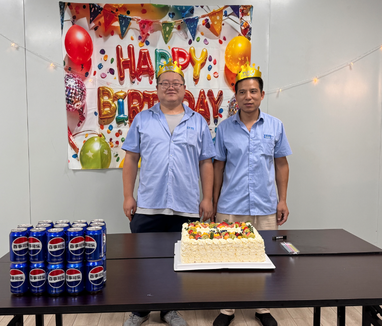 盛夏赴暖，不负时光｜力固8月员工生日会温情启幕